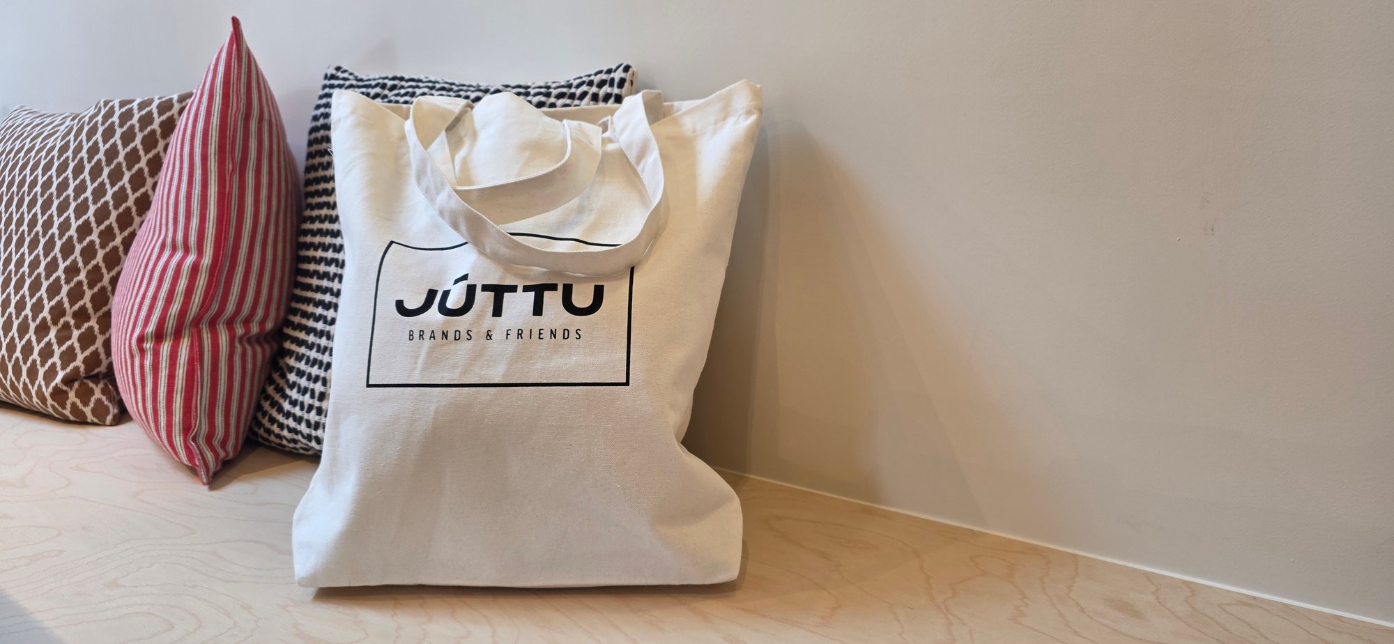 JUTTU - Katoenen draagtassen (6)