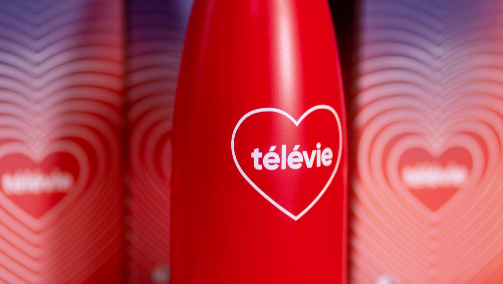 TELEVIE close up drinkfles - SUPERBLEND-1